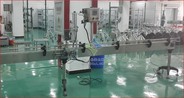 在線式自動旋蓋機