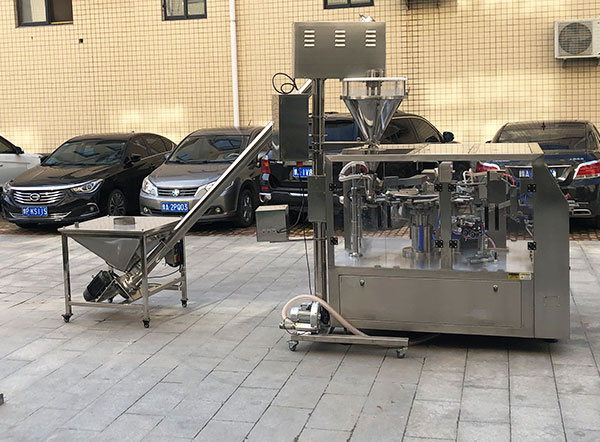 全自動(dòng)調(diào)料包裝機(jī)生產(chǎn)線展示