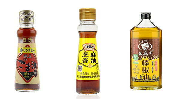 >小瓶香油灌裝機械生產設備樣品圖